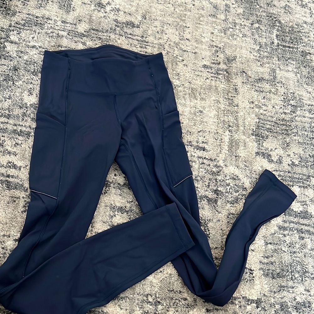 Navy blue lululemon leggings 28 length